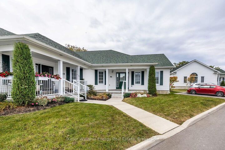 Property Photo:  300 Croft Street 601  ON L1A 0E1 