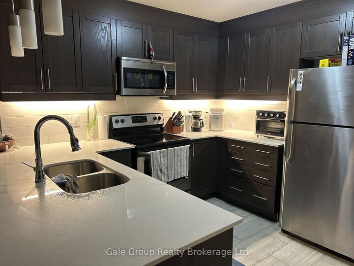Property Photo:  34 Brock Street W 203  ON N4S 1B8 