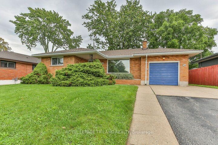 Property Photo:  242 Burlington Street  ON N5Z 3W5 