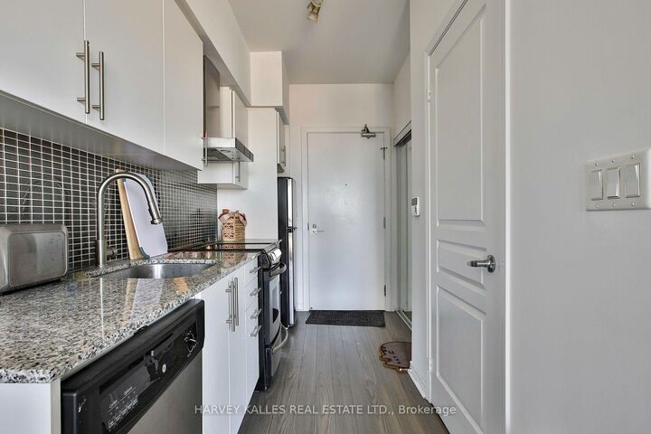 Property Photo:  352 Front Street W 2309  ON M5V 0K3 