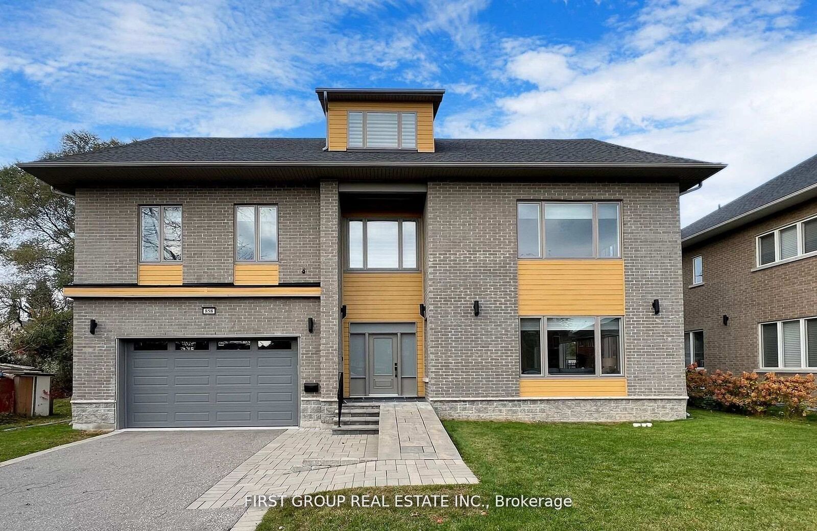 Property Photo:  858 Strouds Lane  ON L1V 1H2 