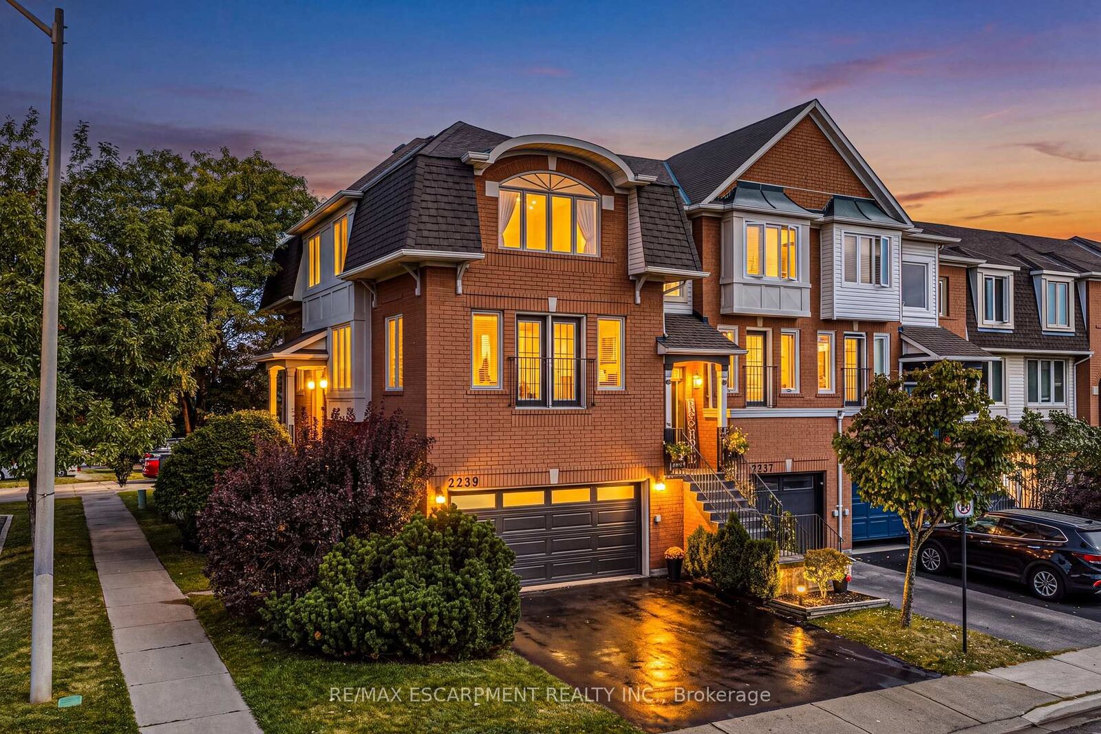 Property Photo:  2239 Prescott Place  ON L7L 6L3 