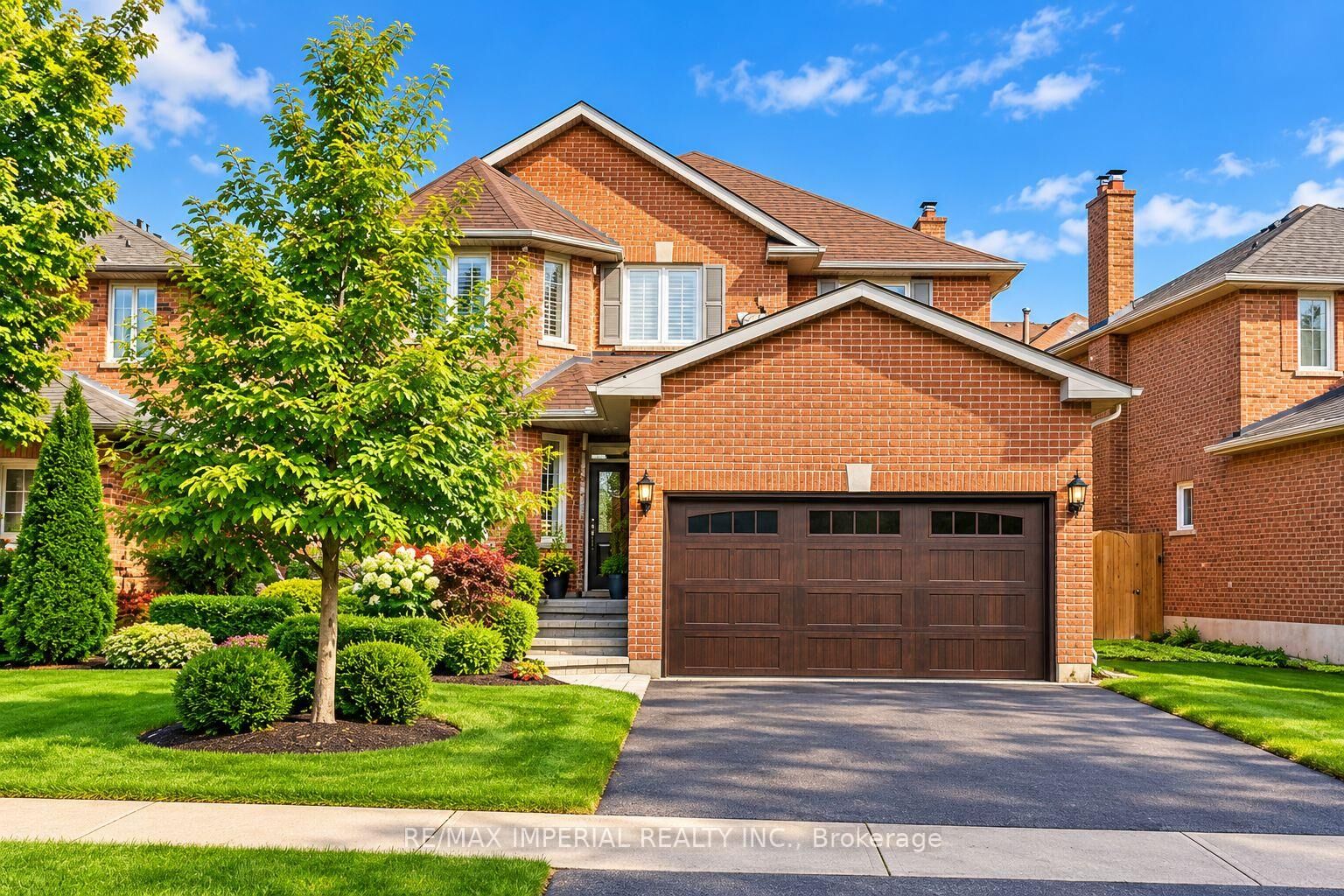 Property Photo: 493 Blackstock Road Bsm-2 ON L3Y 8H6