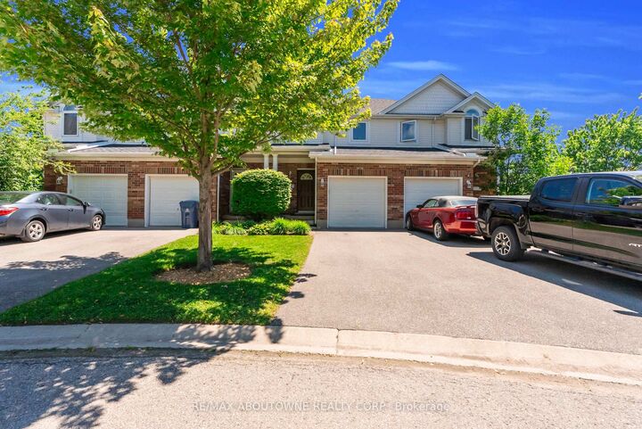 Property Photo:  151 Clairfields Drive E 15  ON N1L 1P5 