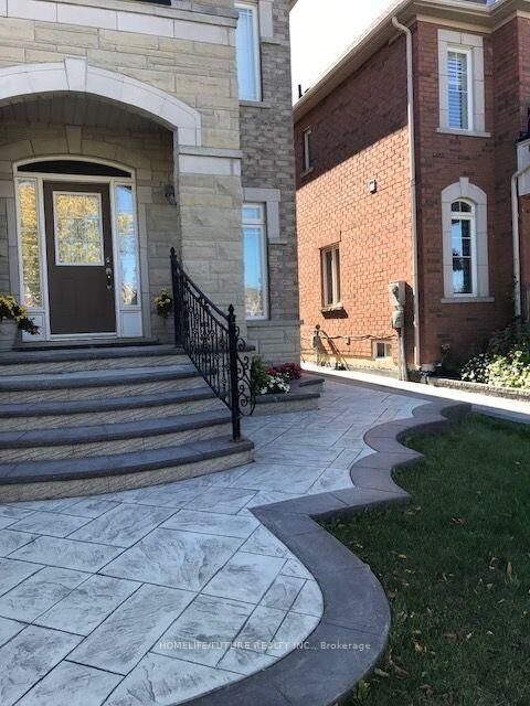 Property Photo:  59 Pelister Drive Bsmt  ON L6E 0M7 