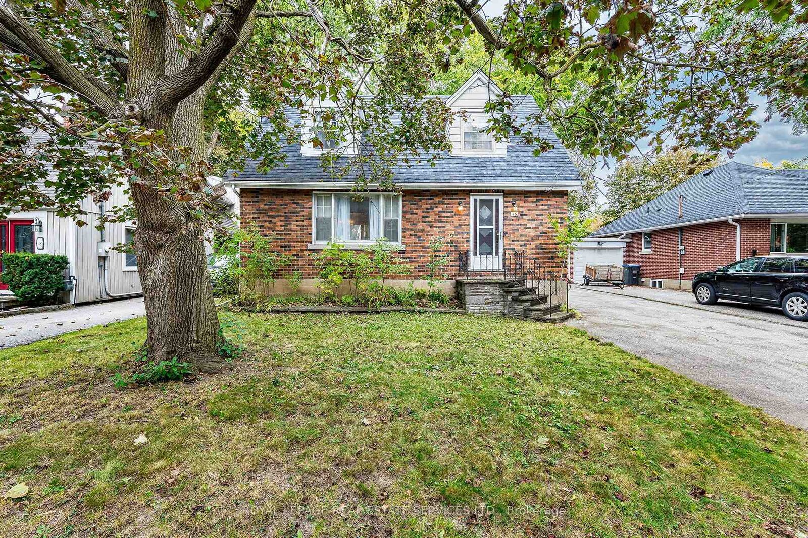 Property Photo:  46 Frederick Street  ON L6Y 1G6 