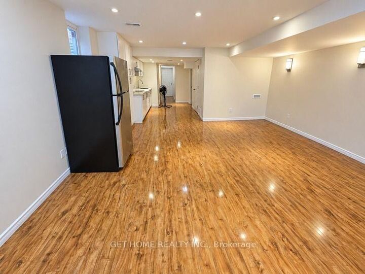 Property Photo:  3100 Doyle Street Bsmt  ON L5M 0N1 