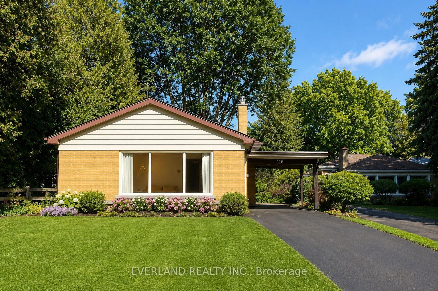 Property Photo:  116 Sylvan Avenue Main  ON M1M 1K3 