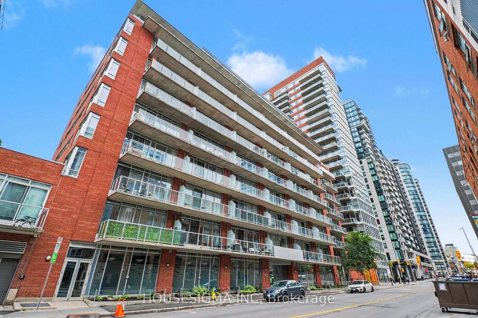 Property Photo: 383 Cumberland Street 505 ON K1N 1J7