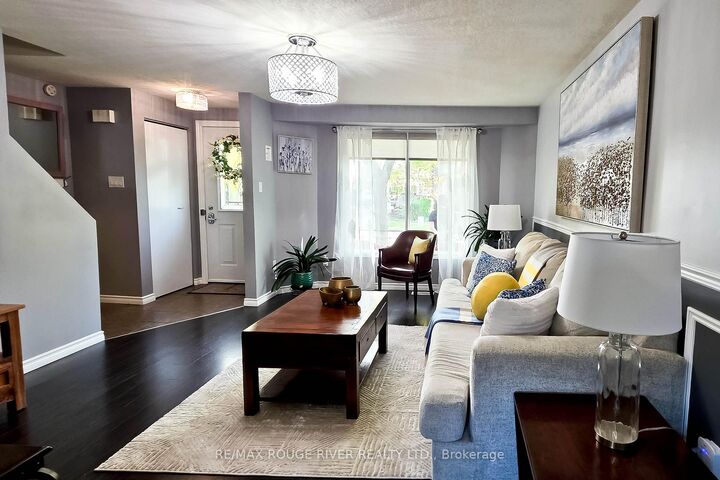 Property Photo:  68 Upton Crescent  ON N1E 6P5 