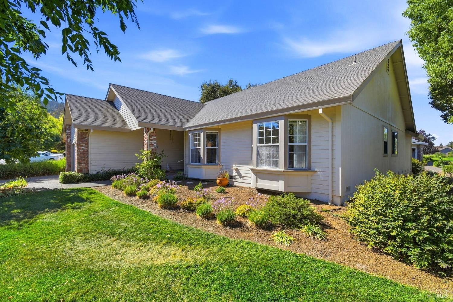 Property Photo:  8295 Oakmont Drive  CA 95409 