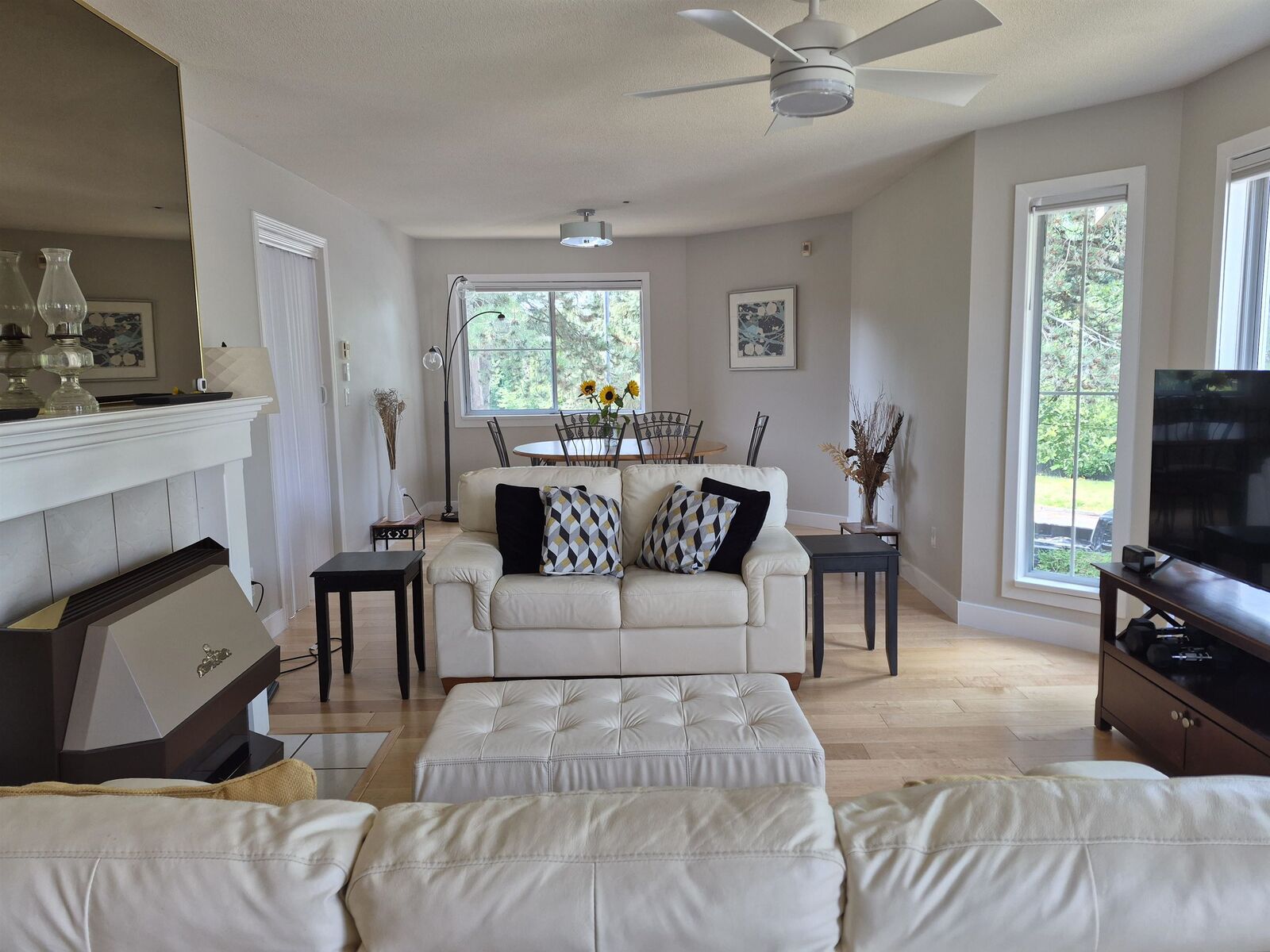 Property Photo:  19060 Ford Road 26  BC V3Y 2M2 