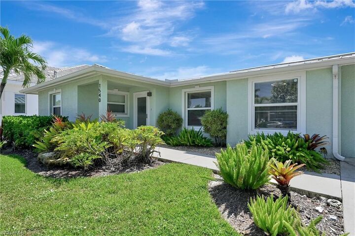 Property Photo:  1540 Curlew Ave  FL 34102 