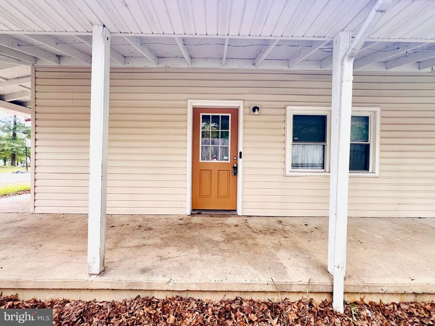 Property Photo:  208 Telegraph Road  VA 22554 