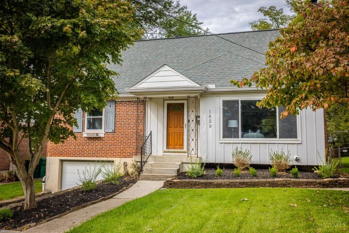 Property Photo:  1629 Sutton Avenue  OH 45230 