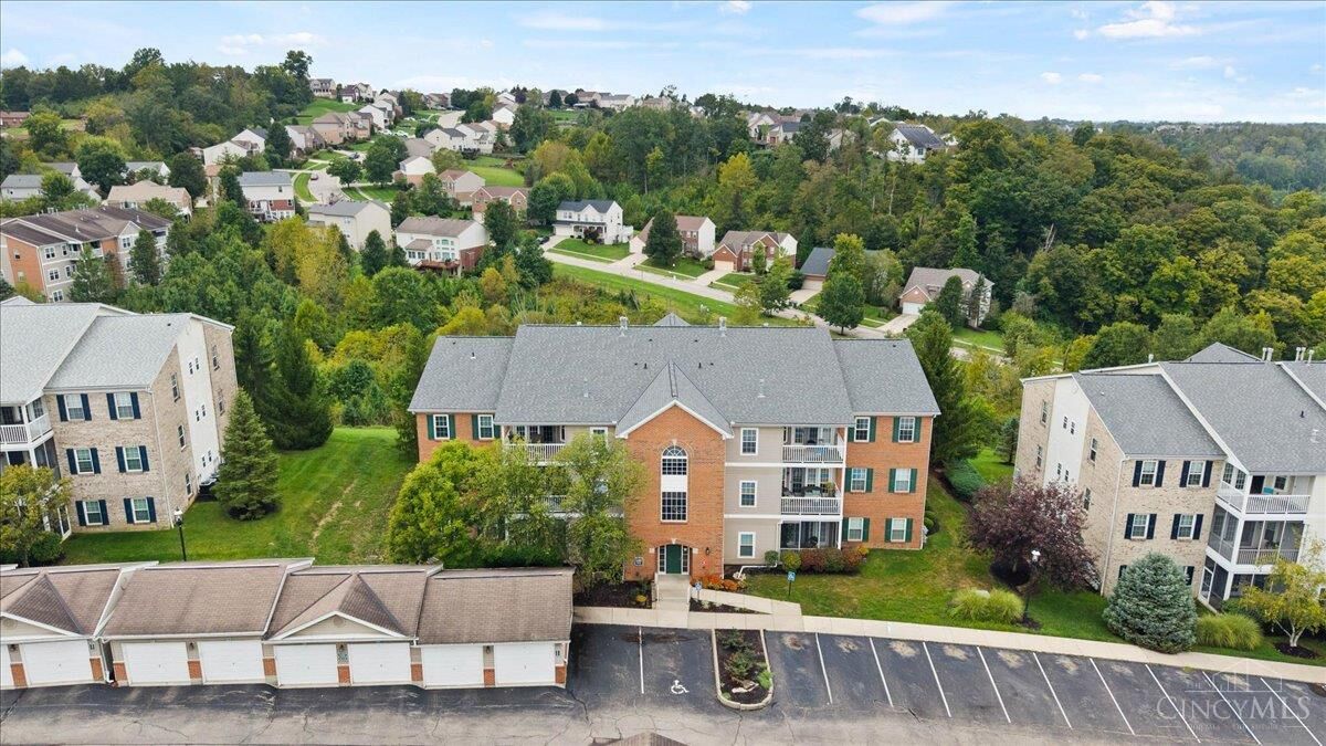 Property Photo: 5461 Michelles Oak Court OH 45248