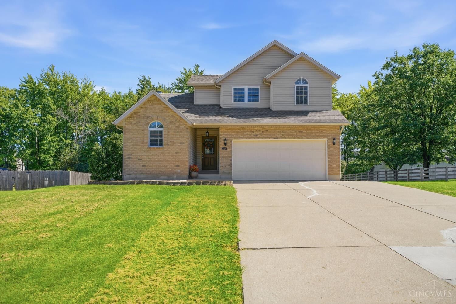 Property Photo: 3326 Meadow Green Court OH 45102