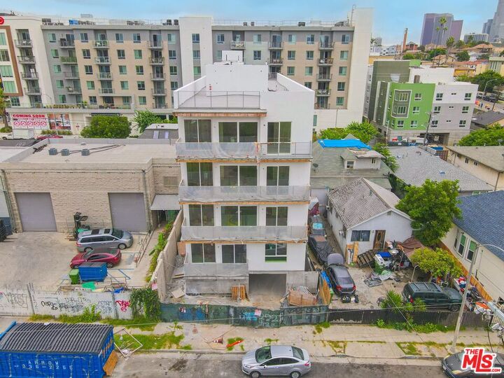 Property Photo: 320 N Mountain View Ave CA 90026