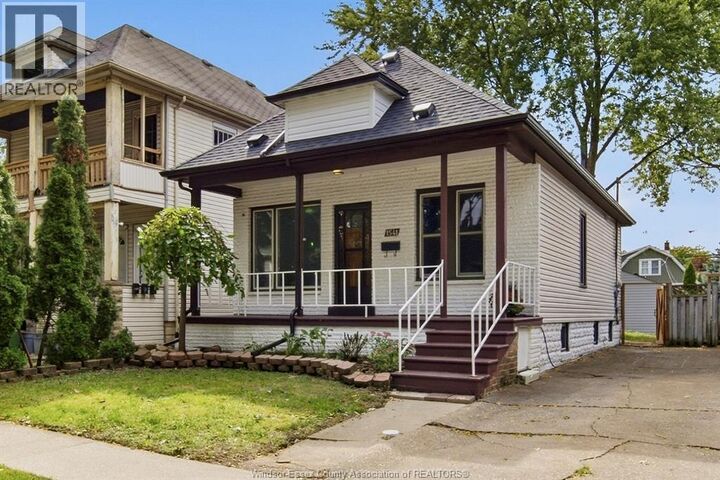 Property Photo: 1541 Lincoln Road ON N8Y 2J3