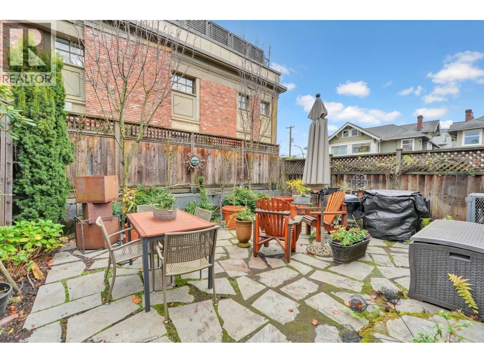 Property Photo: 2303 West 3rd Avenue BC V6K 1L6