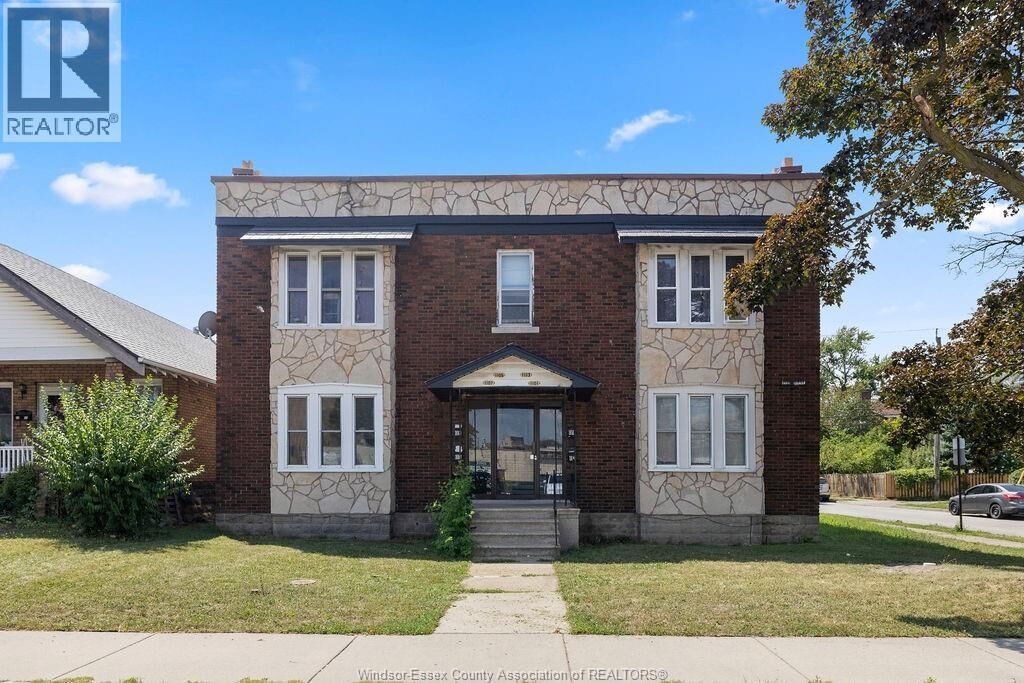 Property Photo:  1107 Pelissier Street  ON N9A 4M1 