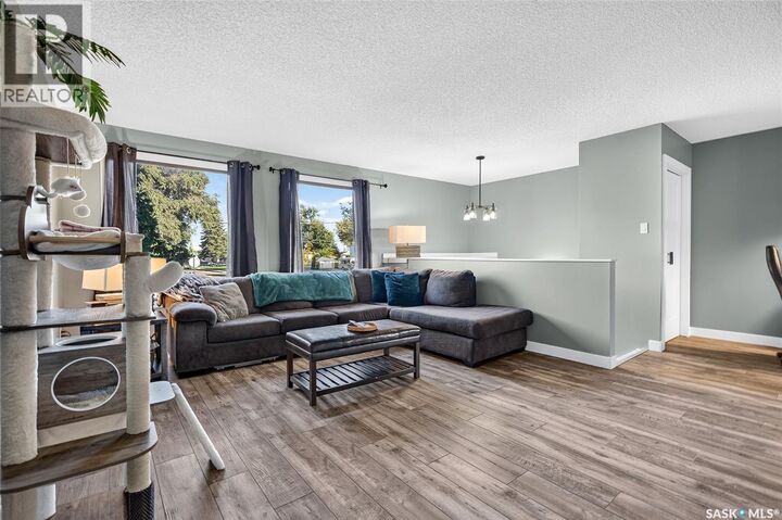Photo de la propriété: 1010 9th Avenue SW SK S6H 5X5