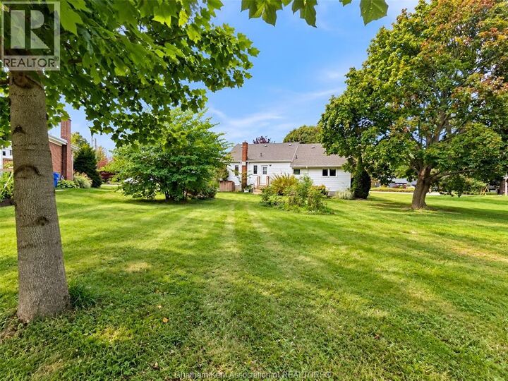 Property Photo:  12 Crerar Drive  ON N7L 2P7 