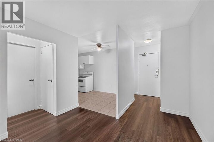Property Photo:  223 Jackson Street West 908  ON L8P 4R4 