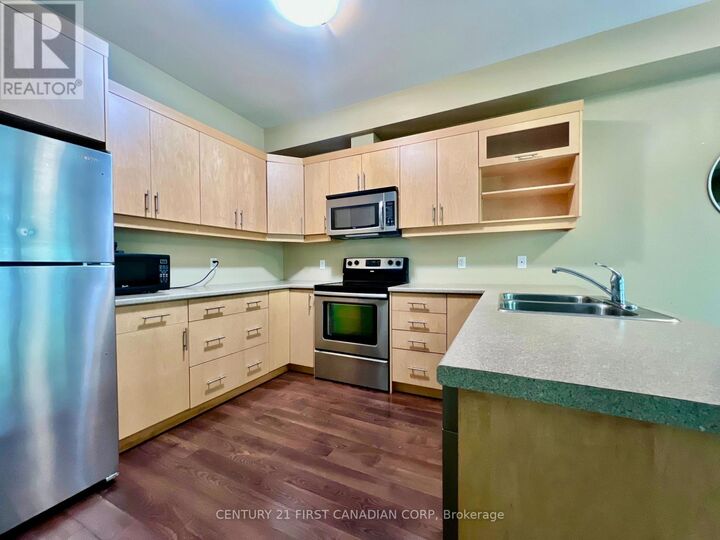 Property Photo: 112 North Centre Road 45 ON N5X 0G9