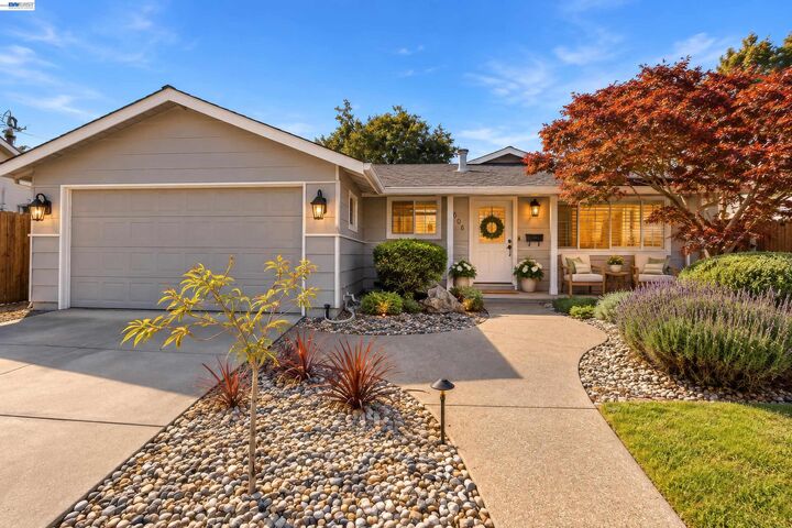 Property Photo:  7508 San Sabana Rd  CA 94568 