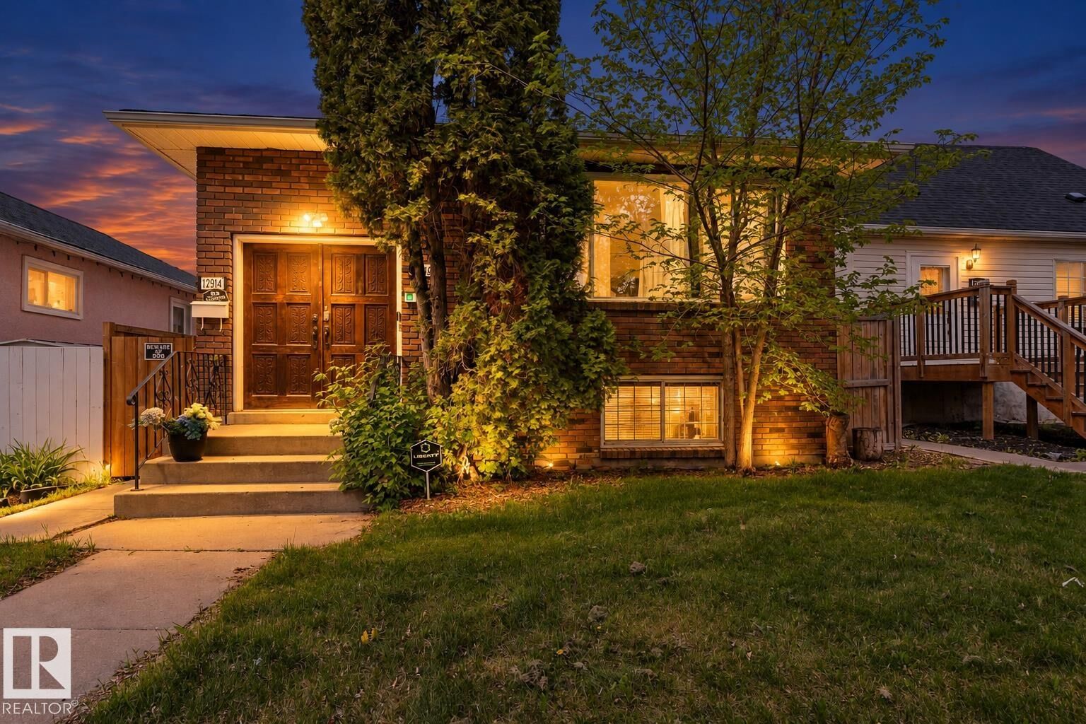 Property Photo:  12916 69 Street NW  AB T5C 0H2 
