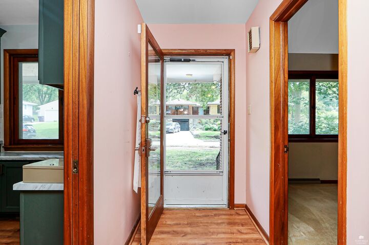 Property Photo: 505 Oakdale Drive KS 66502