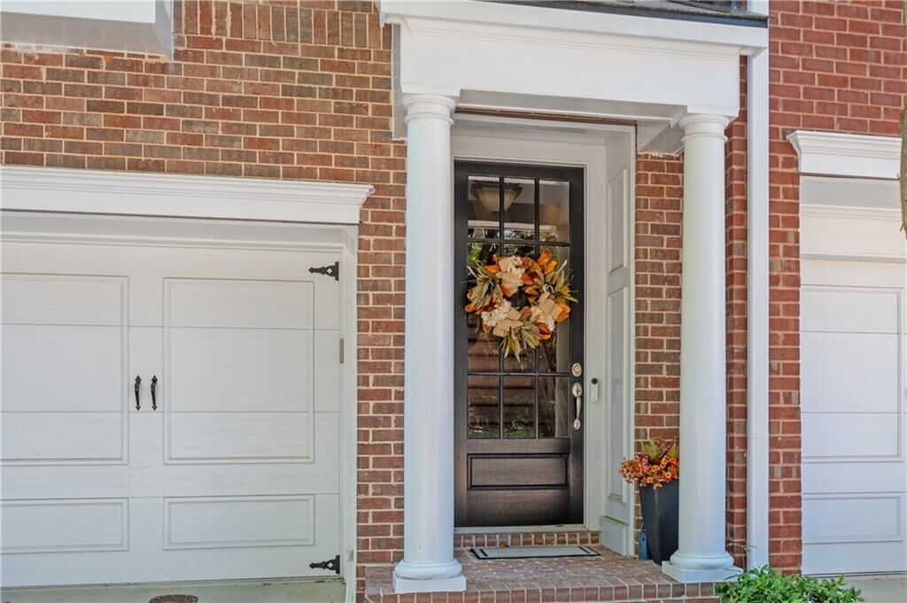 Property Photo:  5505 Waters Edge Trail  GA 30075 