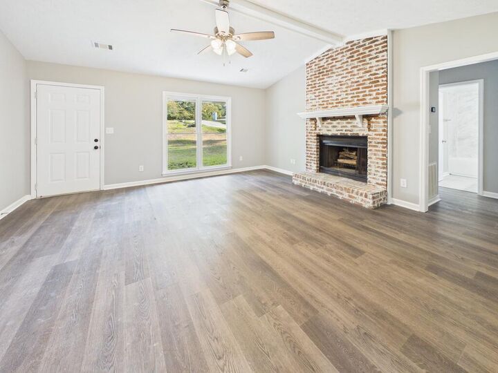 Property Photo:  264 Lee Road 0885  AL 36870 