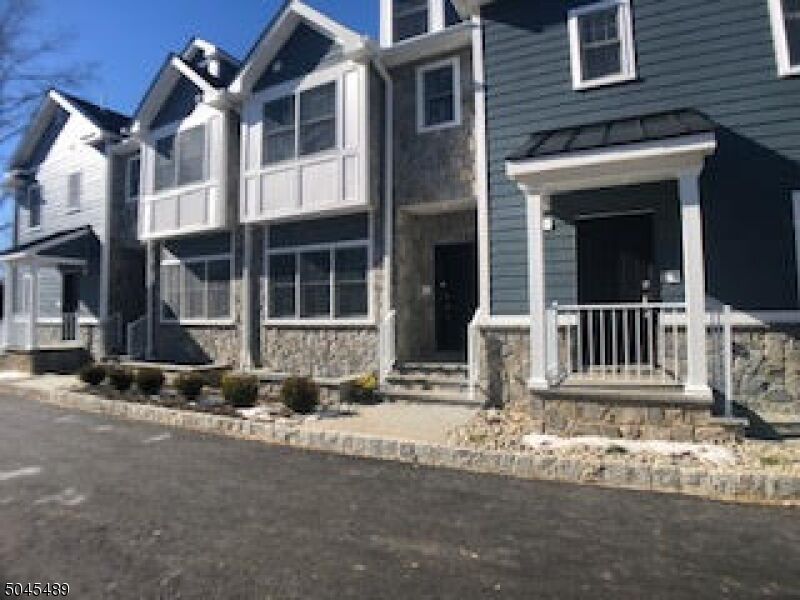 Property Photo: 2 Condict St 2 NJ 07960