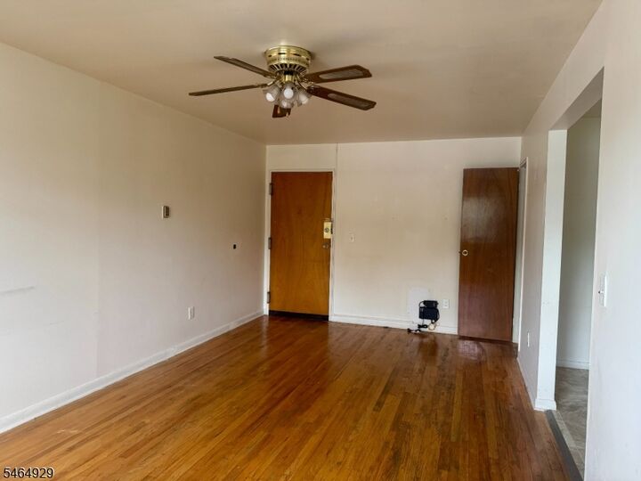 Property Photo:  538 Joralemon St 8  NJ 07109 