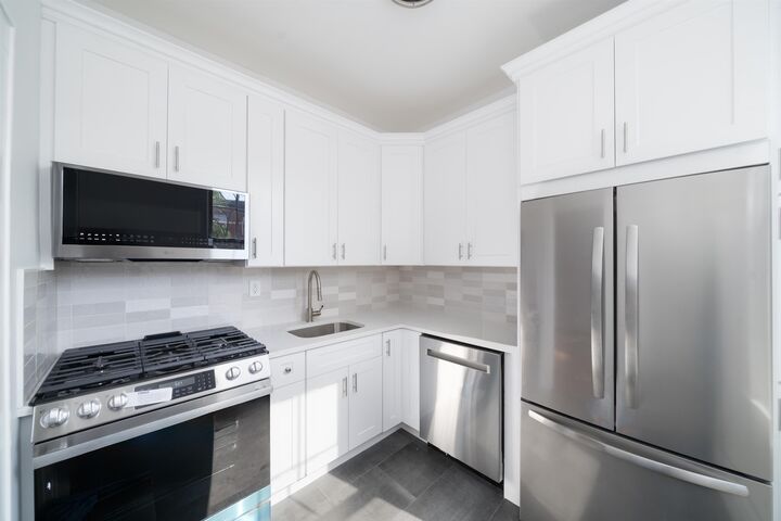 Property Photo:  243 Garden St 2  NJ 07030 