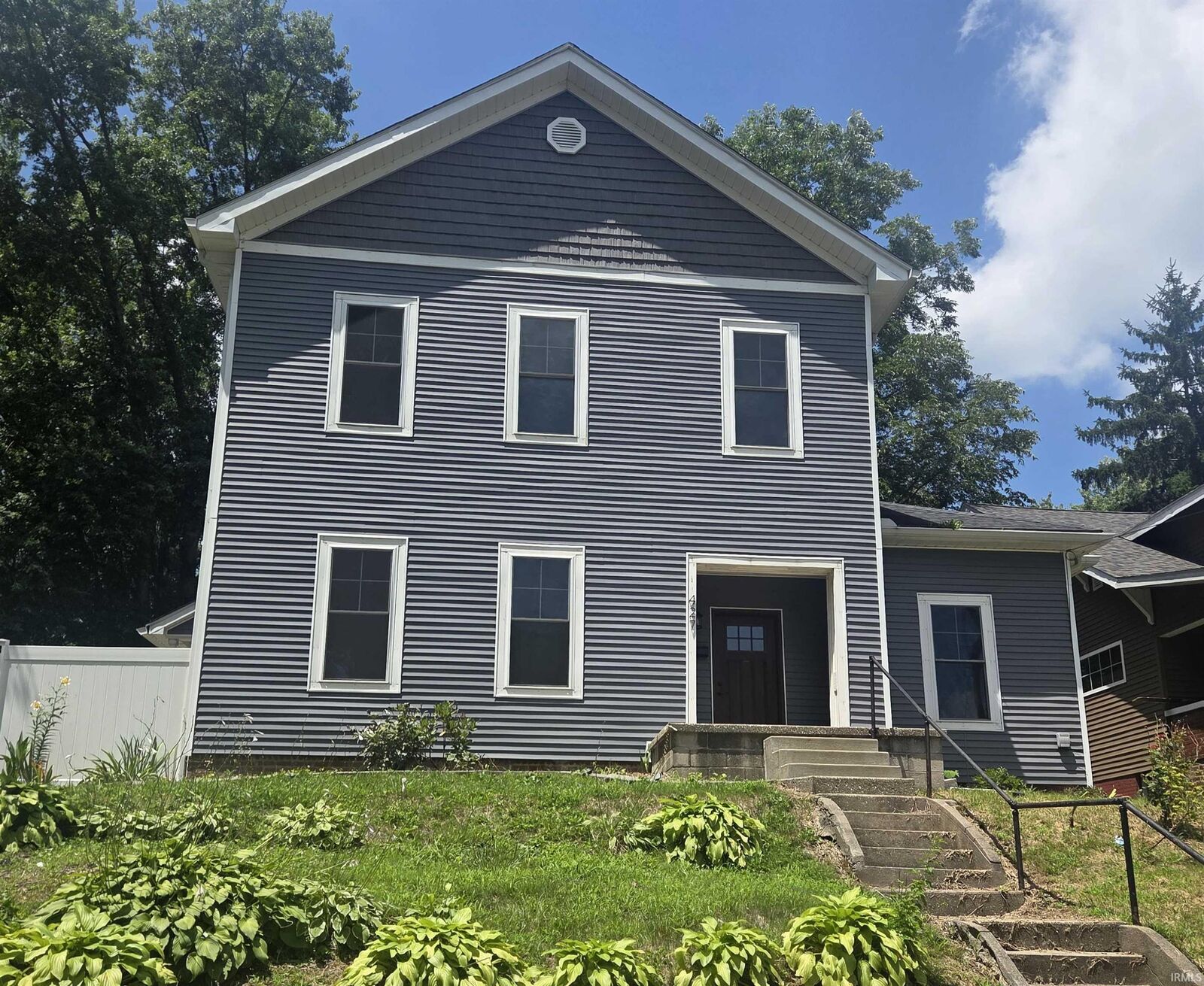 Property Photo:  427 S Hall Street  IN 47670 