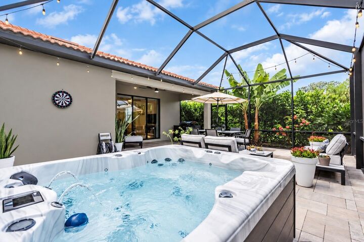 Property Photo: 4602 Royal Dornoch Circle FL 34211