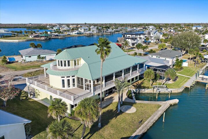 Property Photo:  1905 Mississippi Avenue  FL 34224 