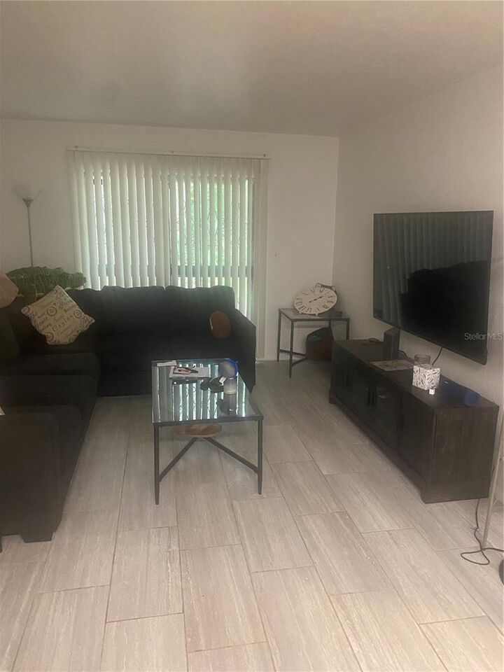 Property Photo:  1015 SW 9th Street C-2  FL 32601 