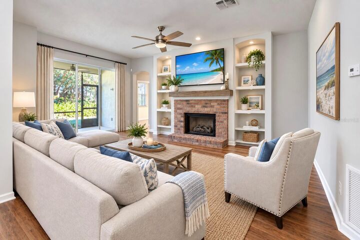 Property Photo: 107 Brookgreen Way FL 32724
