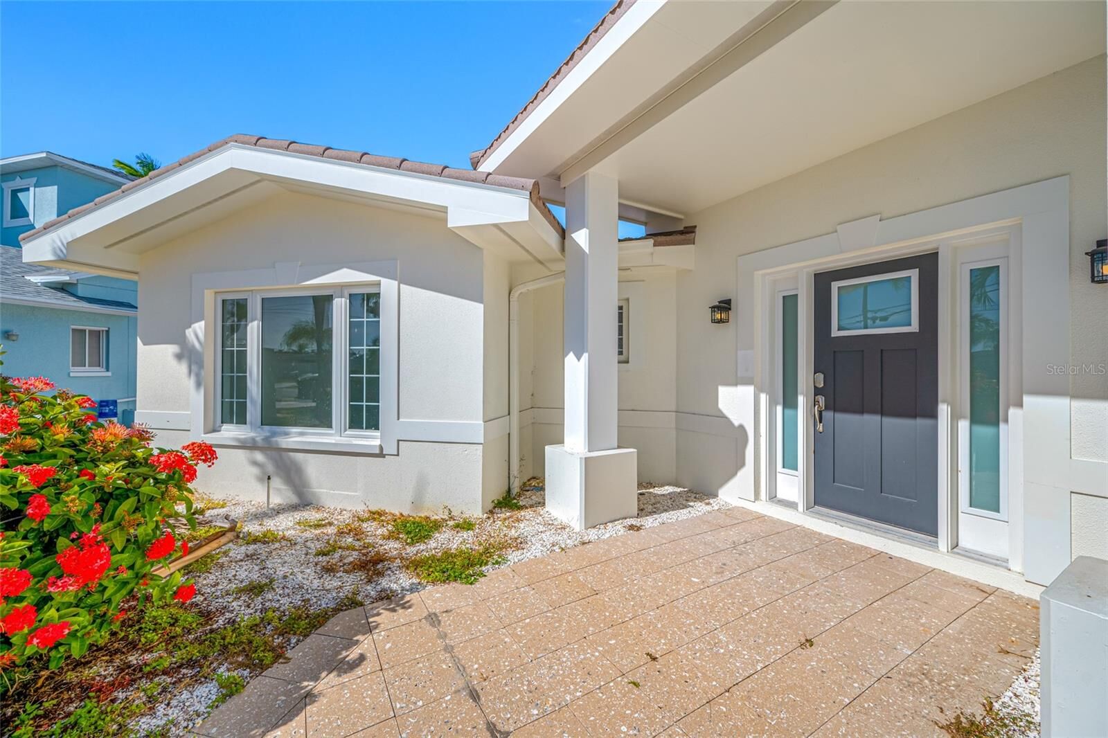 Property Photo:  600 115th Avenue  FL 33706 