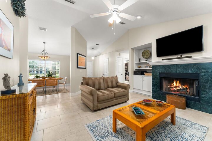 Property Photo: 4126 NW 60th Avenue FL 32653