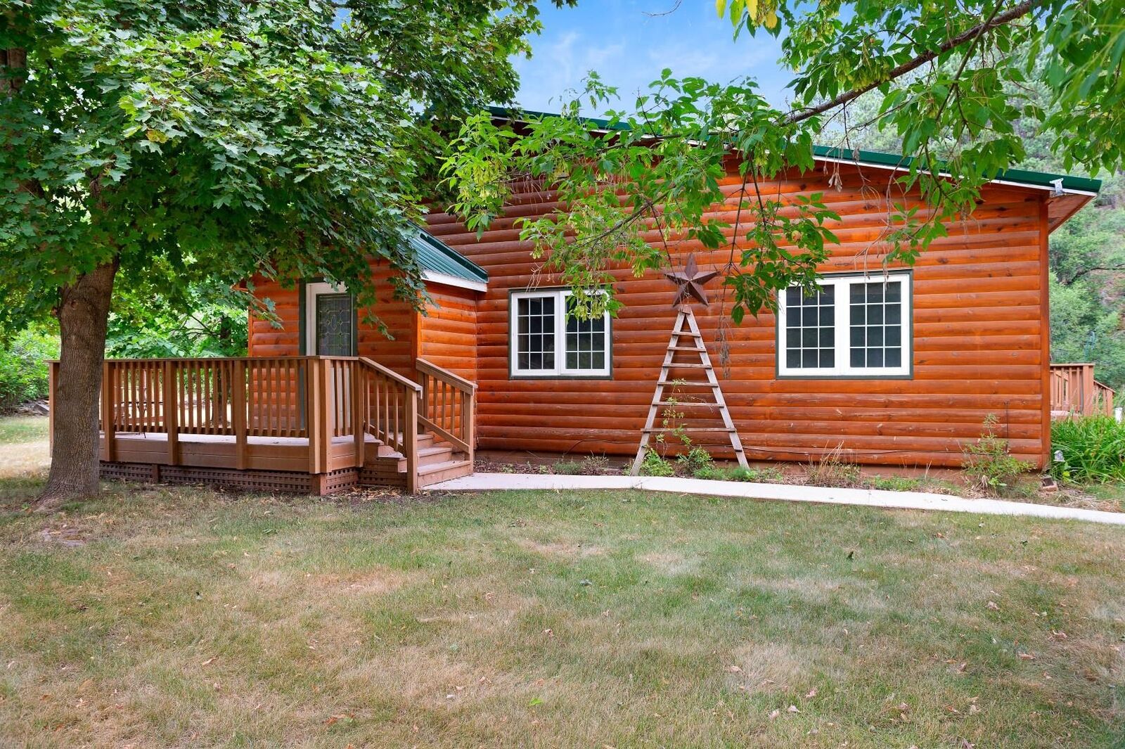 Property Photo: 2205 Maitland Road SD 57783