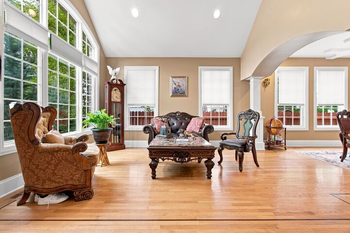 Property Photo:  2281 Elmira Avenue  IL 60018 