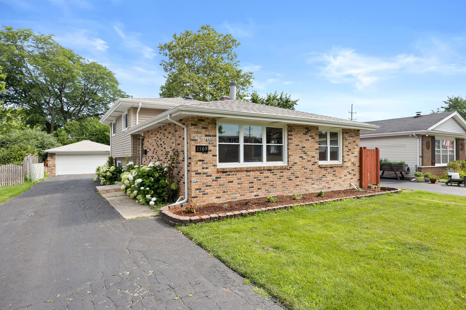 Property Photo: 1309 Wilson Avenue IL 60189