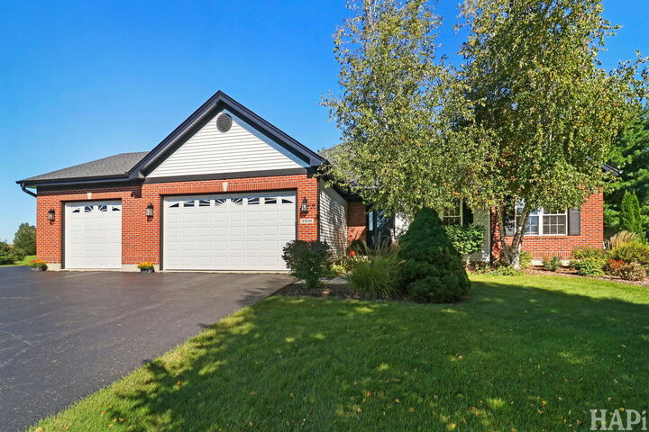 Property Photo: 5910 Highland Prairie Drive IL 60051