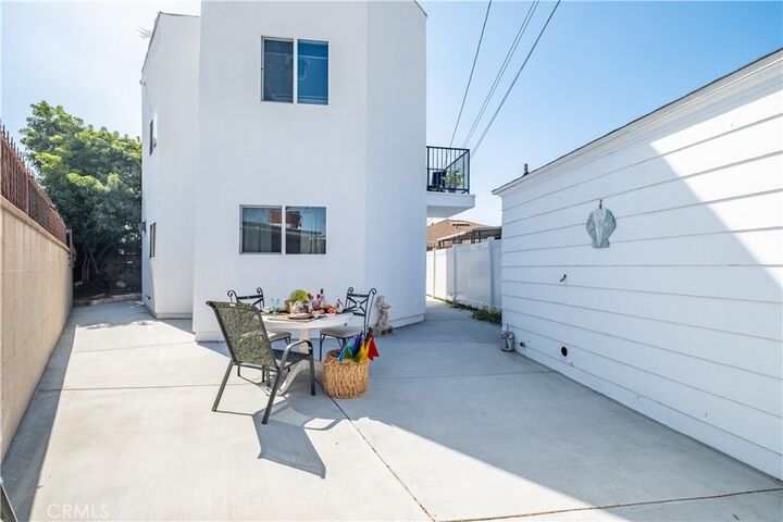 Property Photo:  8326 Byrd Avenue  CA 90035 