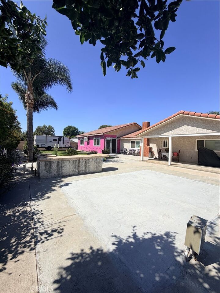 Property Photo:  11216 Jurupa Road  CA 91752 